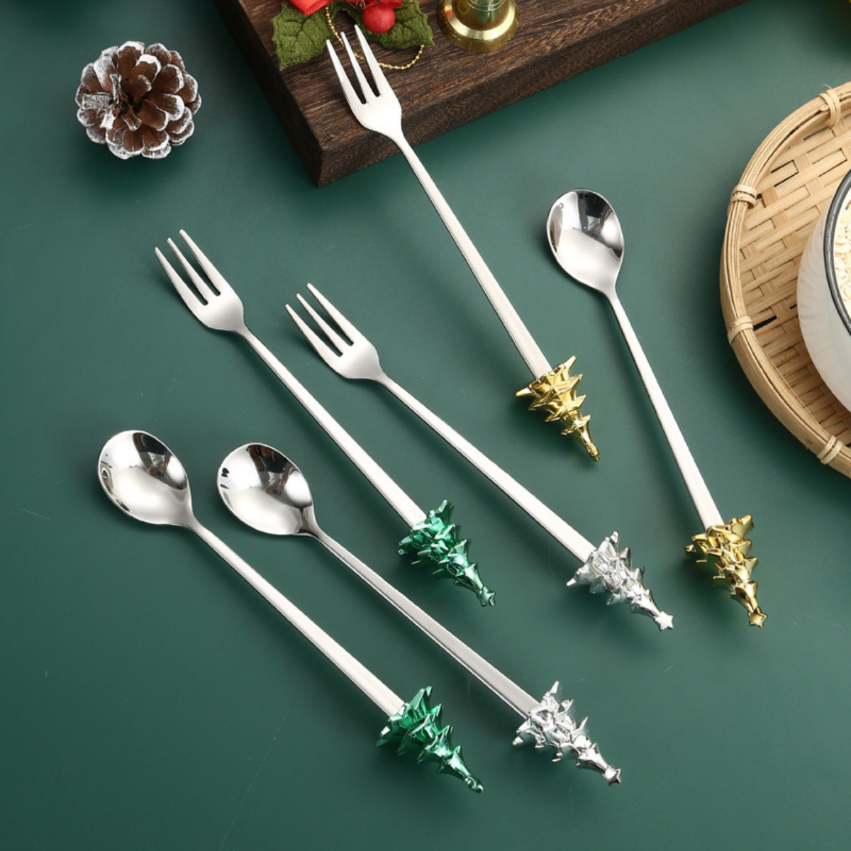 Cubiertos Plateados Navideños en Acero Inoxidable - 6 Piezas