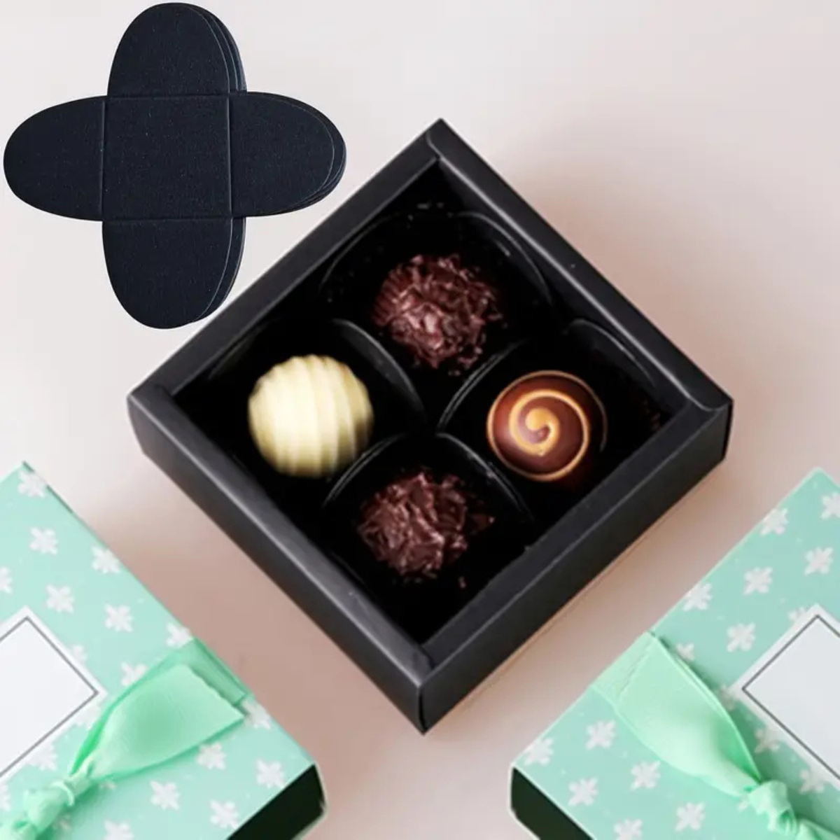 Forros de Papel para Chocolate, 50pz - Negro