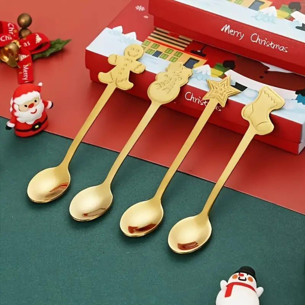Cucharas Doradas de Acero Inoxidable - 4 Piezas [En Caja]