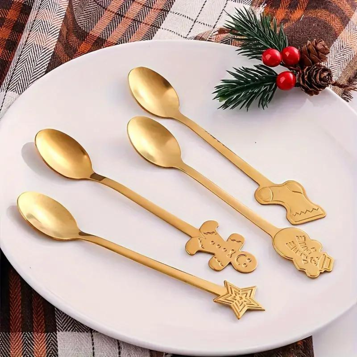 Cucharas Doradas de Acero Inoxidable - 4 Piezas [En Caja]